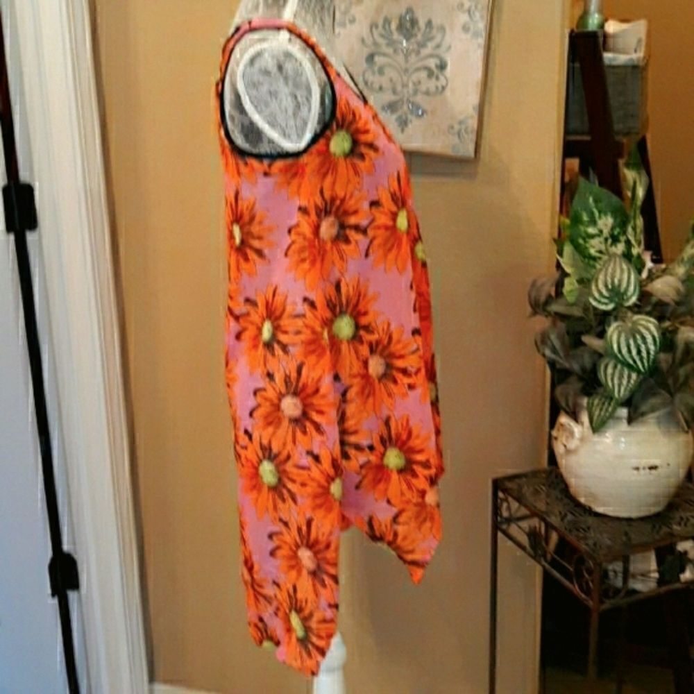 PRICE IS FIRM! BRAND NEW Angie Sleeveless Hi-Lo Tank Tops - Picture 7 of 10